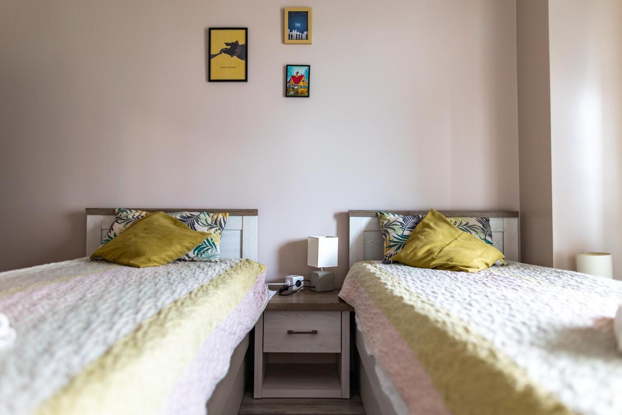 Happy Town Apartments Велико Търново Екстериор снимка