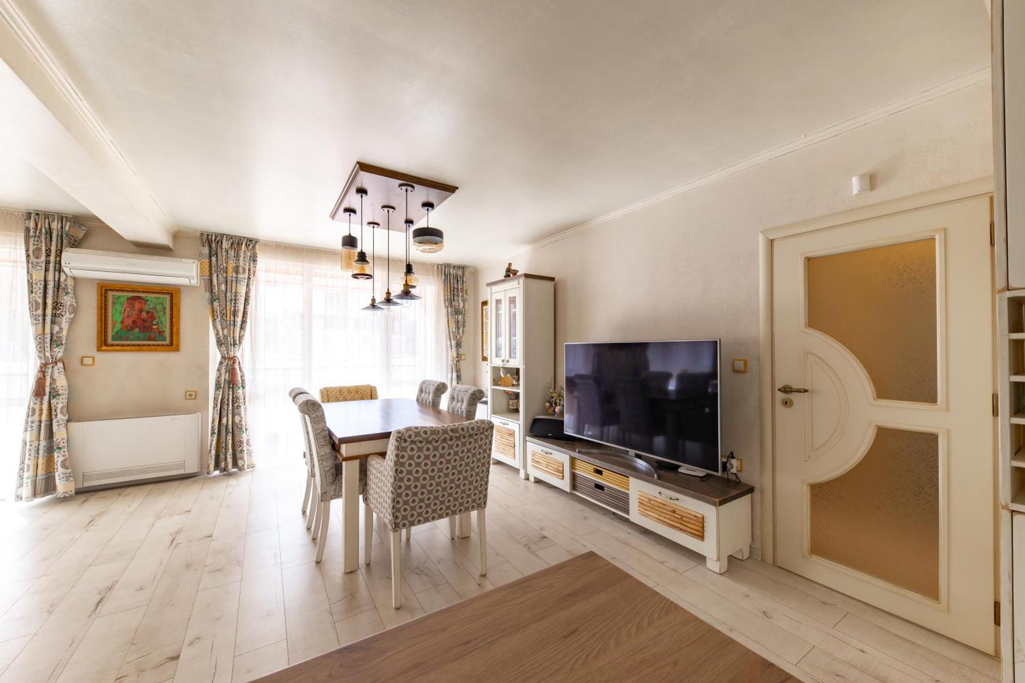 Happy Town Apartments Велико Търново Екстериор снимка